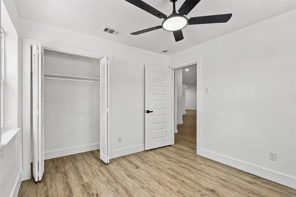3306 Ridgehaven Street Irving, TX 75062