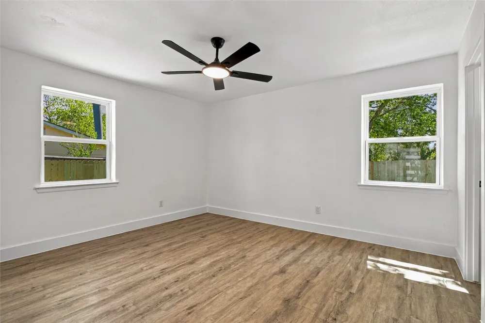 3306 Ridgehaven Street Irving, TX 75062
