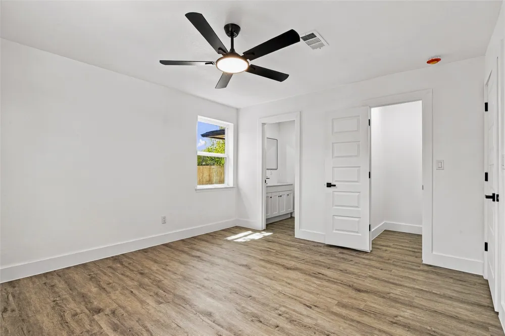 3306 Ridgehaven Street Irving, TX 75062
