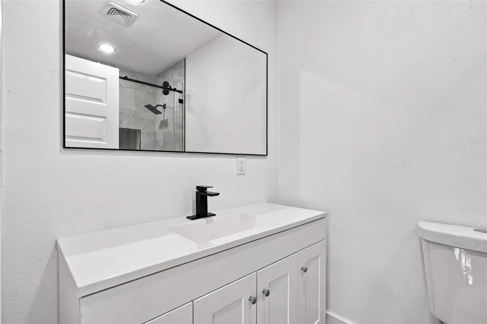 3306 Ridgehaven Street Irving, TX 75062
