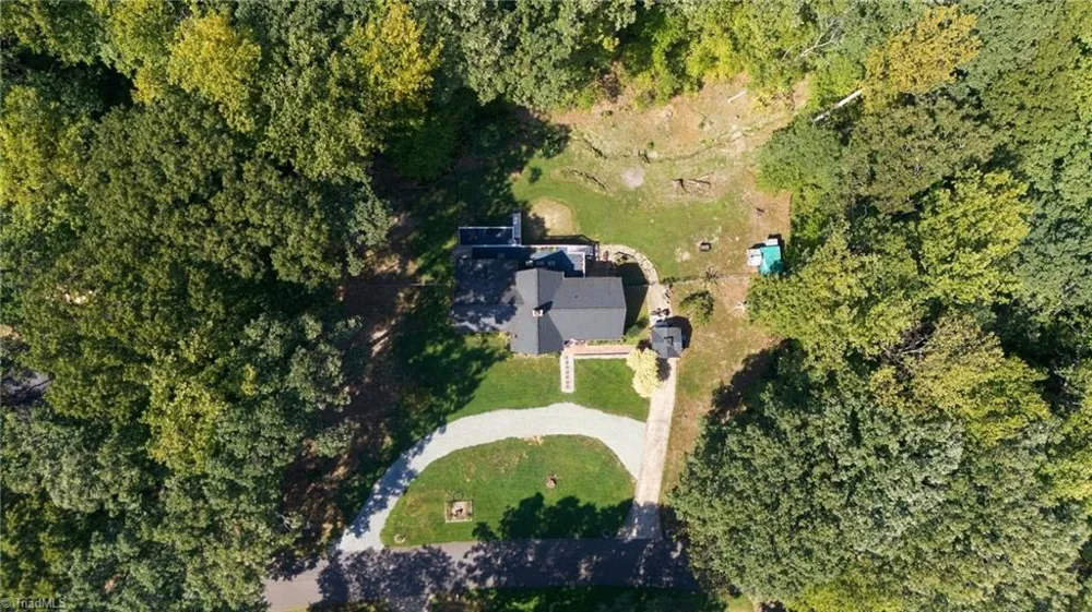 5616 Cates Drive Greensboro, NC 27409