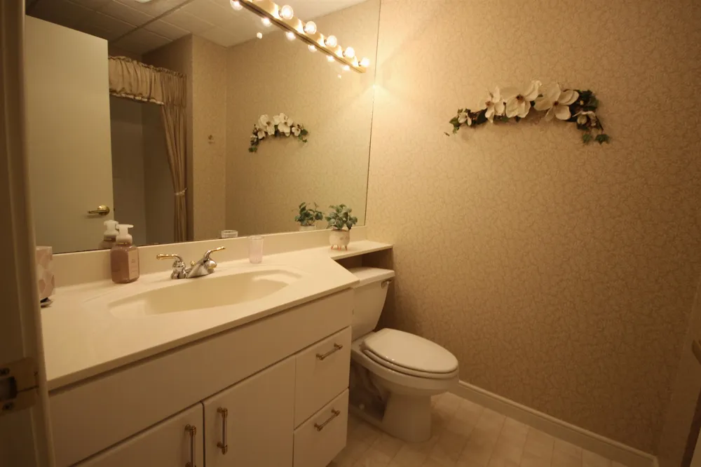 12055 S Woodwinds Circle Elmwood Charter Township, MI 49684