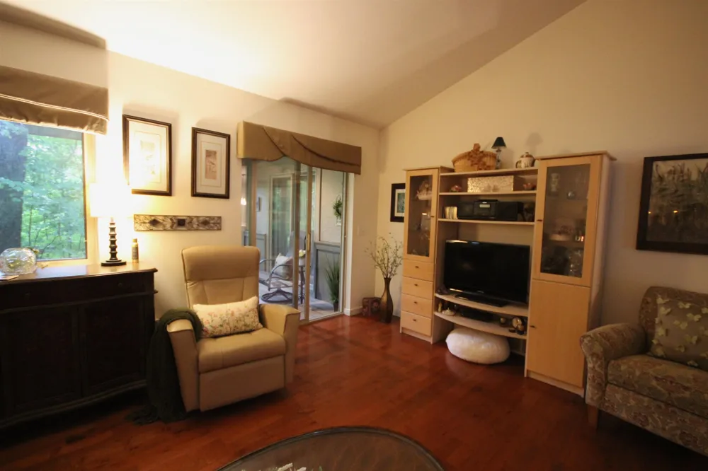 12055 S Woodwinds Circle Elmwood Charter Township, MI 49684