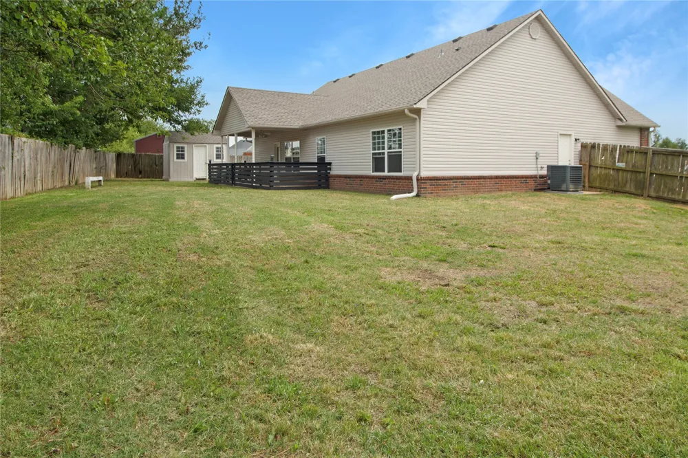 2602 SW Wolf Run Drive Claremore, OK 74019