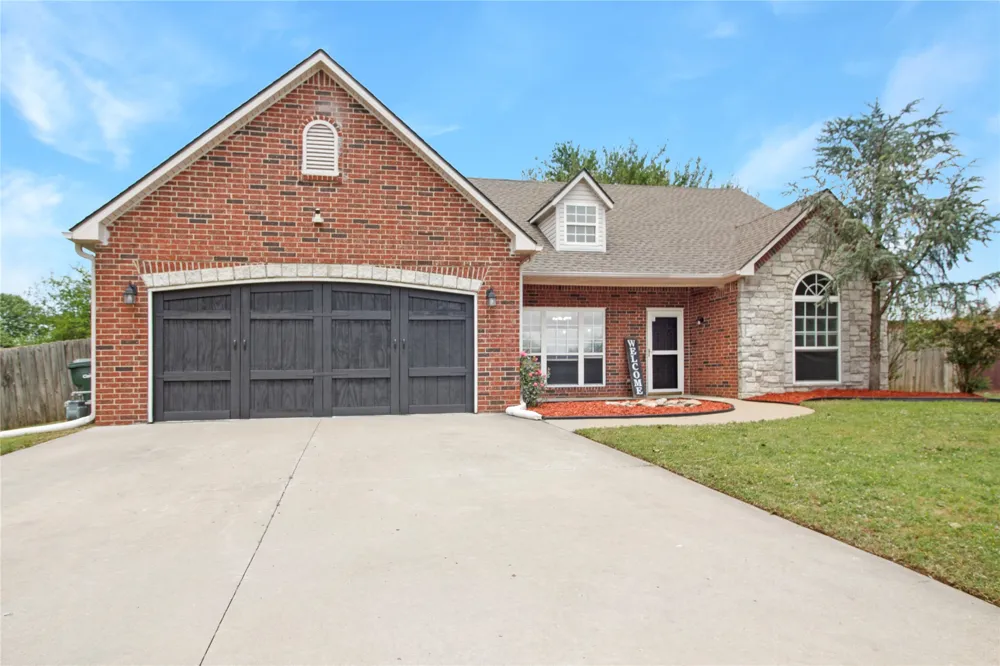 2602 SW Wolf Run Drive Claremore, OK 74019