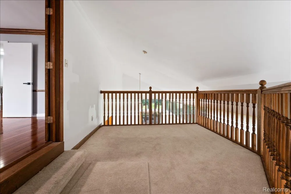 2196 Willow Leaf Drive Rochester Hills City, MI 48309