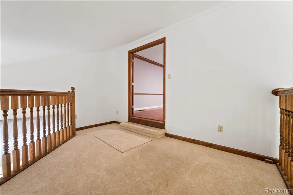 2196 Willow Leaf Drive Rochester Hills City, MI 48309