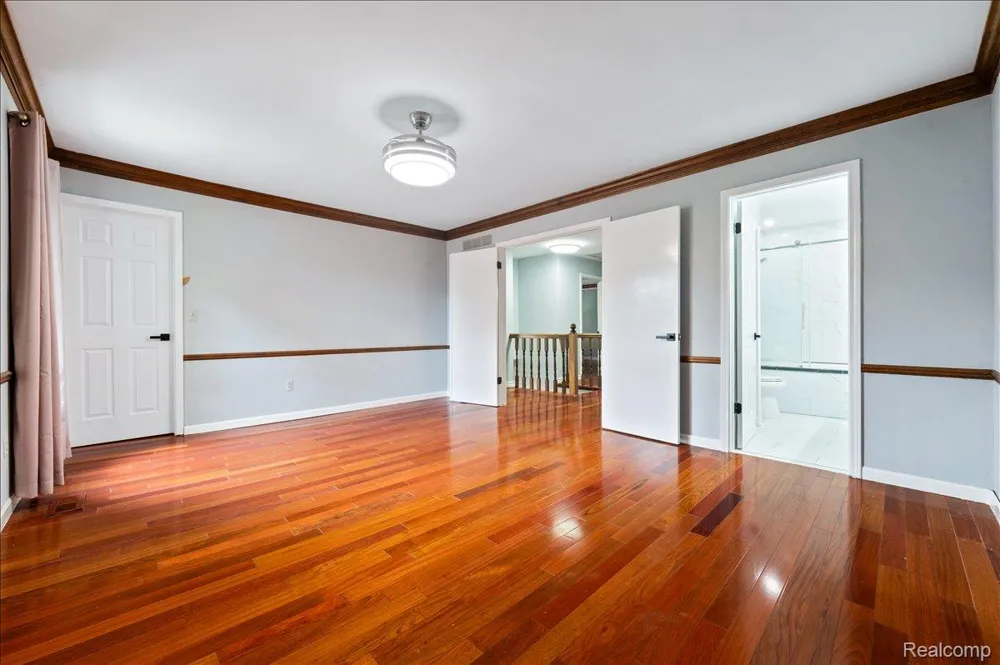 2196 Willow Leaf Drive Rochester Hills City, MI 48309