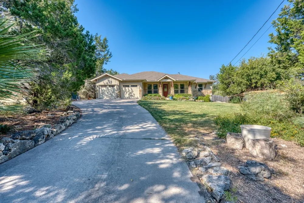 706 Rogart Drive Spicewood, TX 78669