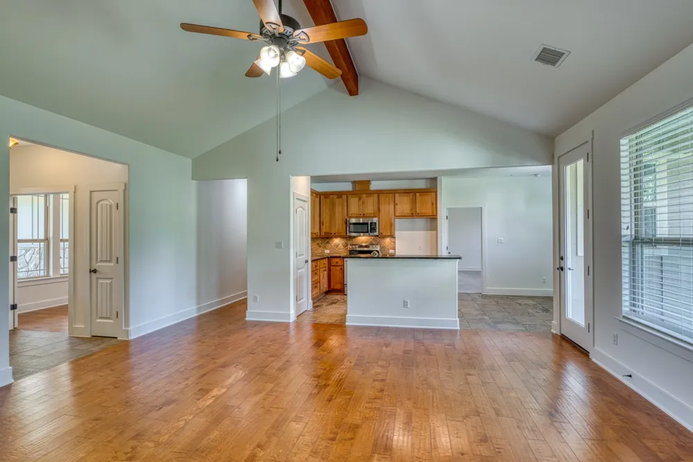 706 Rogart Drive Spicewood, TX 78669
