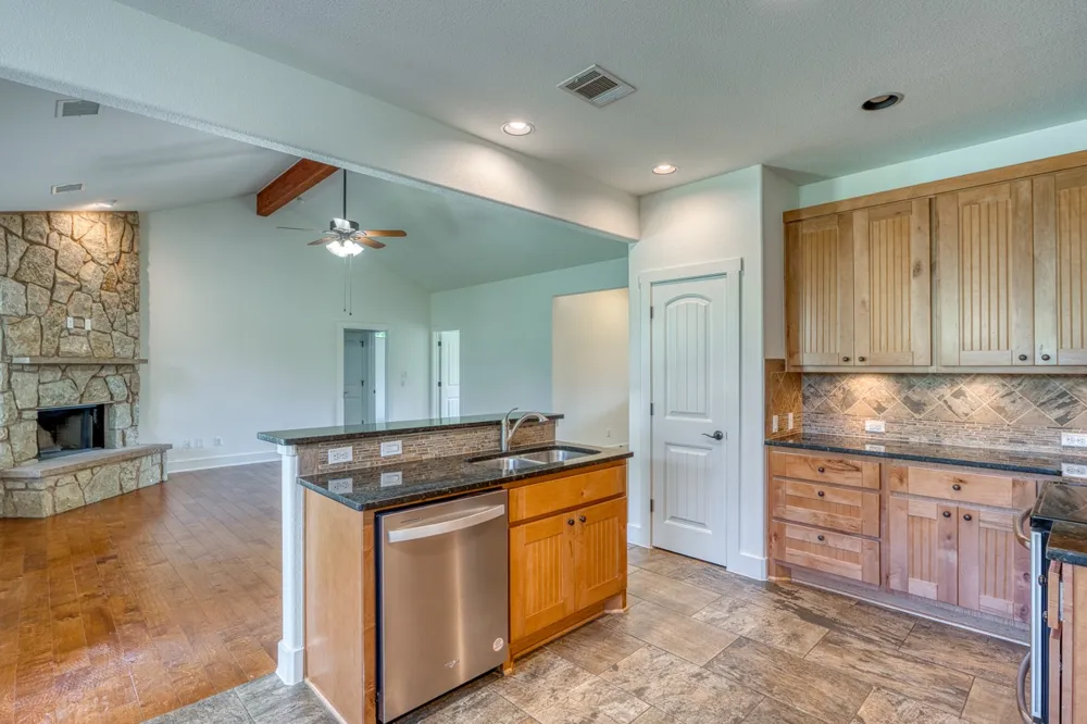 706 Rogart Drive Spicewood, TX 78669