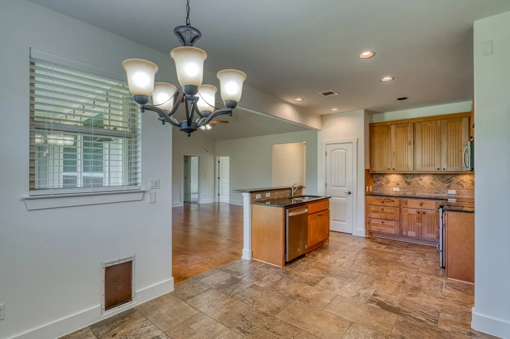706 Rogart Drive Spicewood, TX 78669