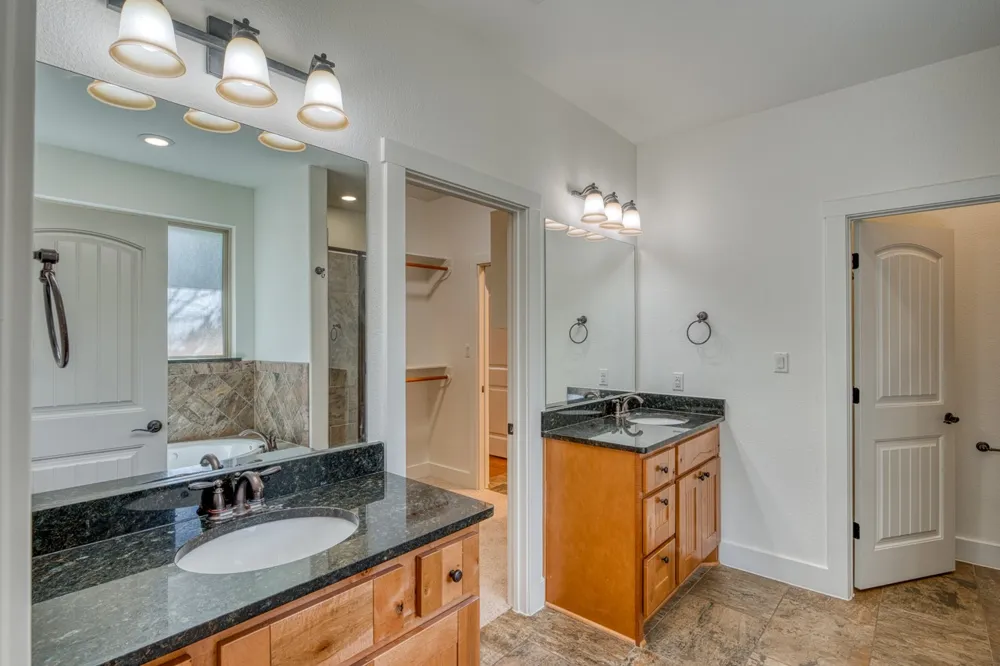 706 Rogart Drive Spicewood, TX 78669