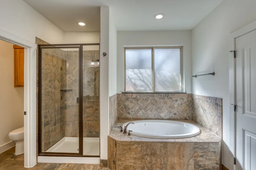 706 Rogart Drive Spicewood, TX 78669