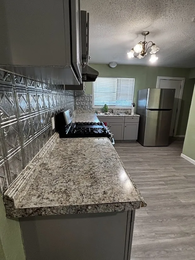 202 E Carolyn Drive Garland, TX 75041