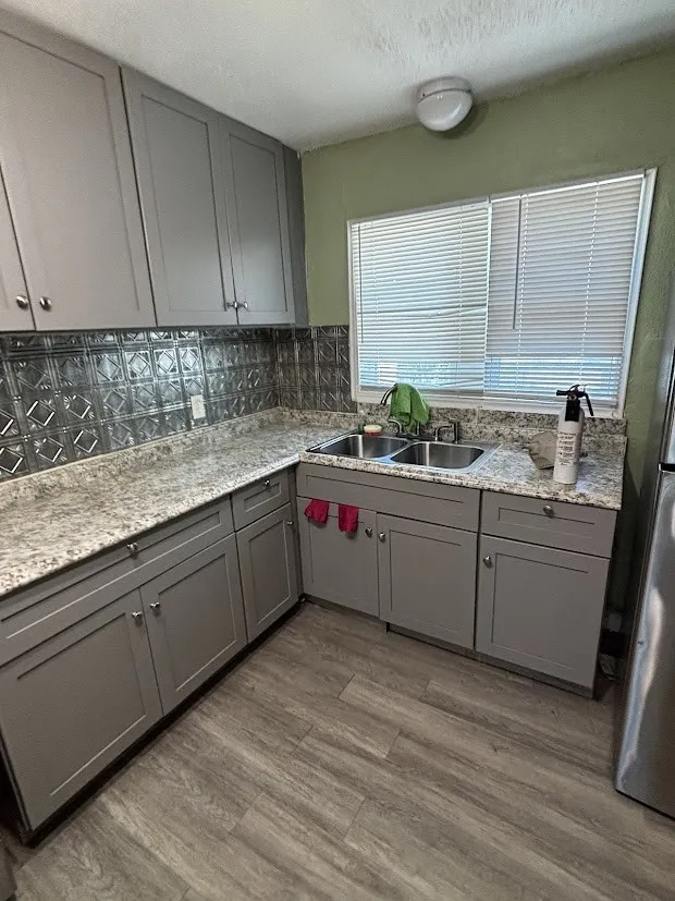 202 E Carolyn Drive Garland, TX 75041
