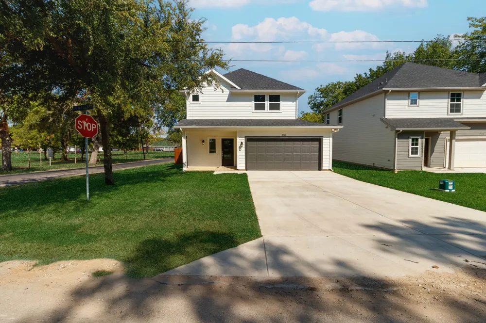 789 WA Denton Drive Van Alstyne, TX 75495