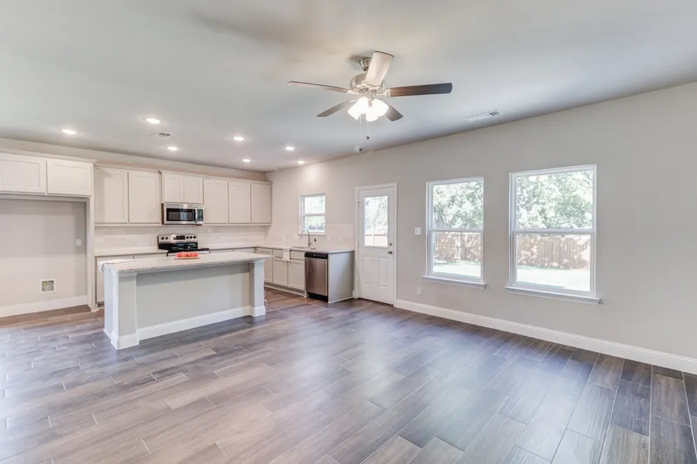 789 WA Denton Drive Van Alstyne, TX 75495