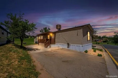 9400 elm Court