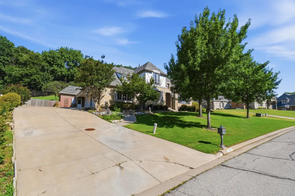12316 S 16th Street Jenks, OK 74037