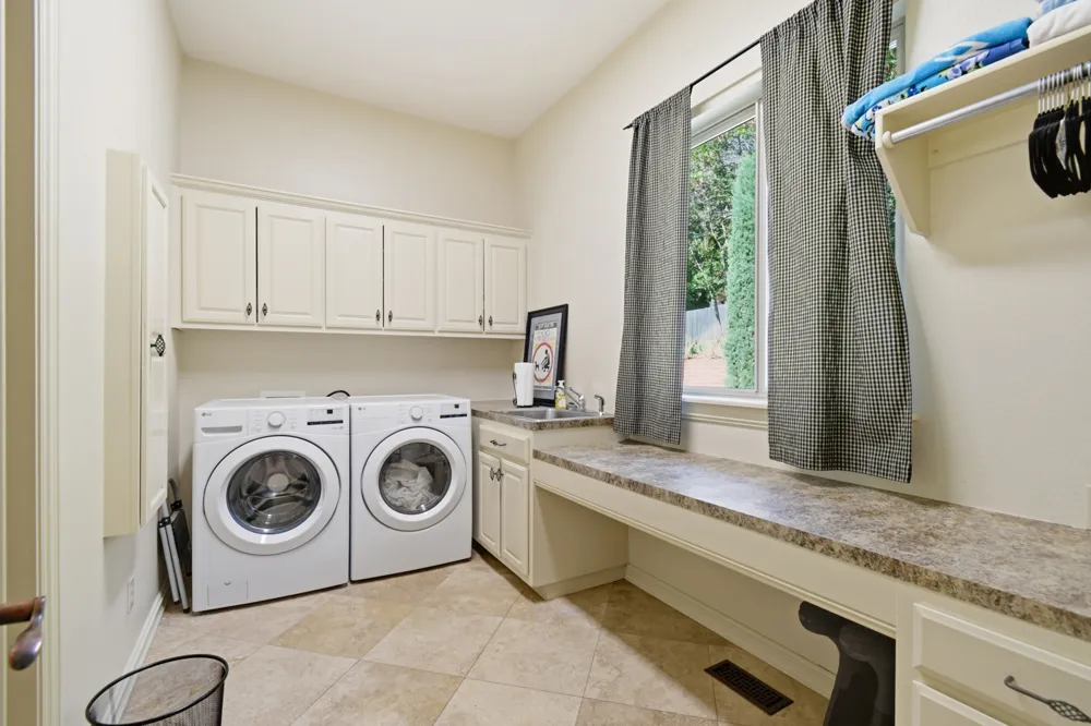 12316 S 16th Street Jenks, OK 74037