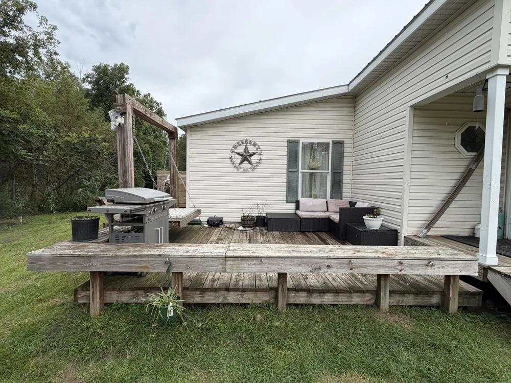 40 S Pine Street Breedsville Village, MI 49056