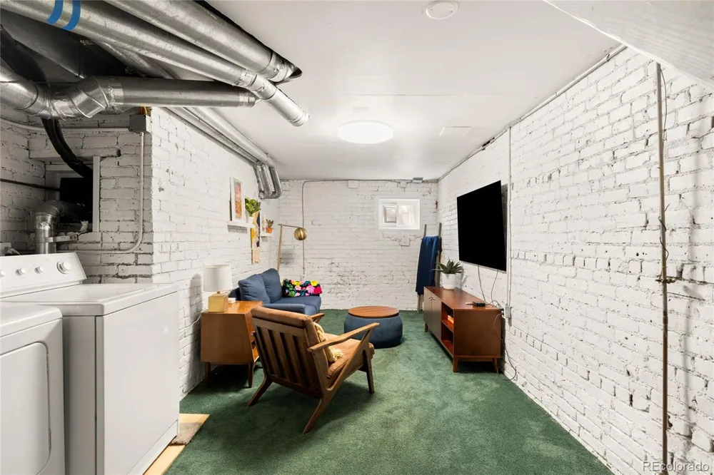 717 Logan Street Denver, CO 80203