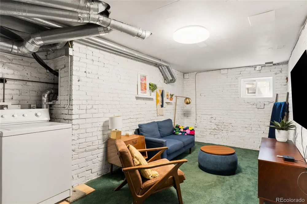 717 Logan Street Denver, CO 80203