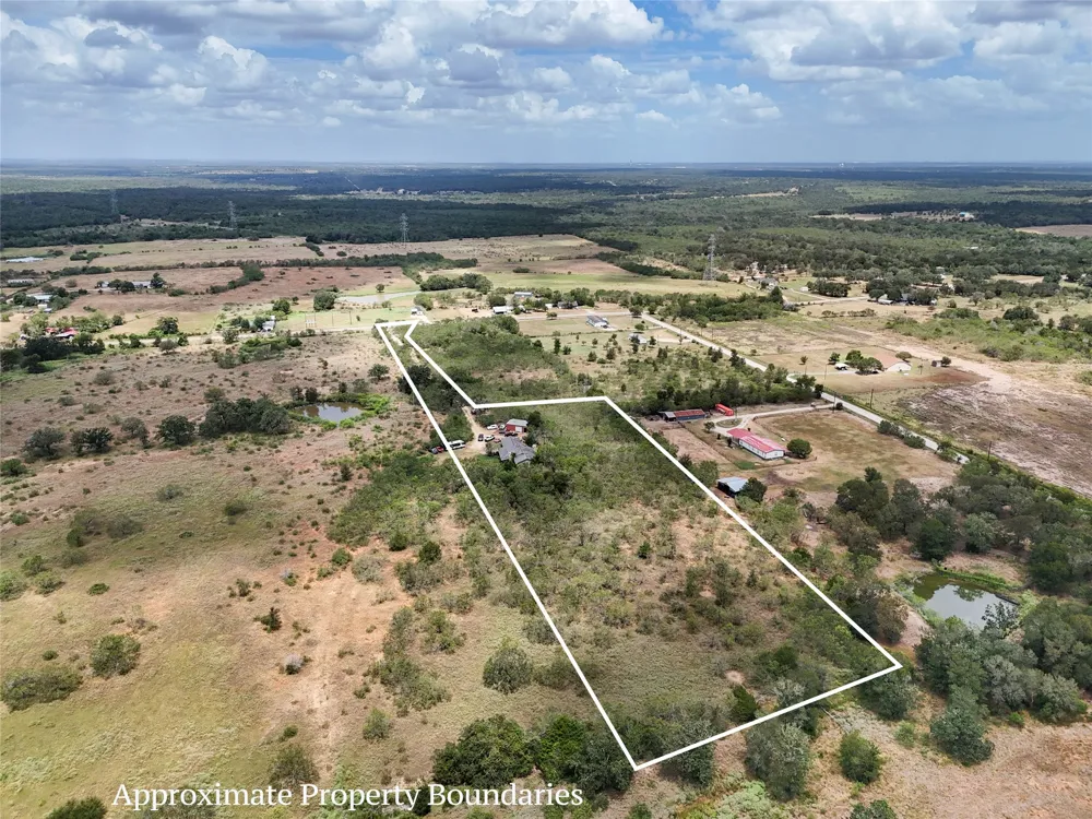 485 FM 672 Dale, TX 78616