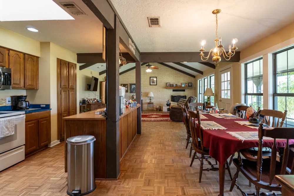 485 FM 672 Dale, TX 78616