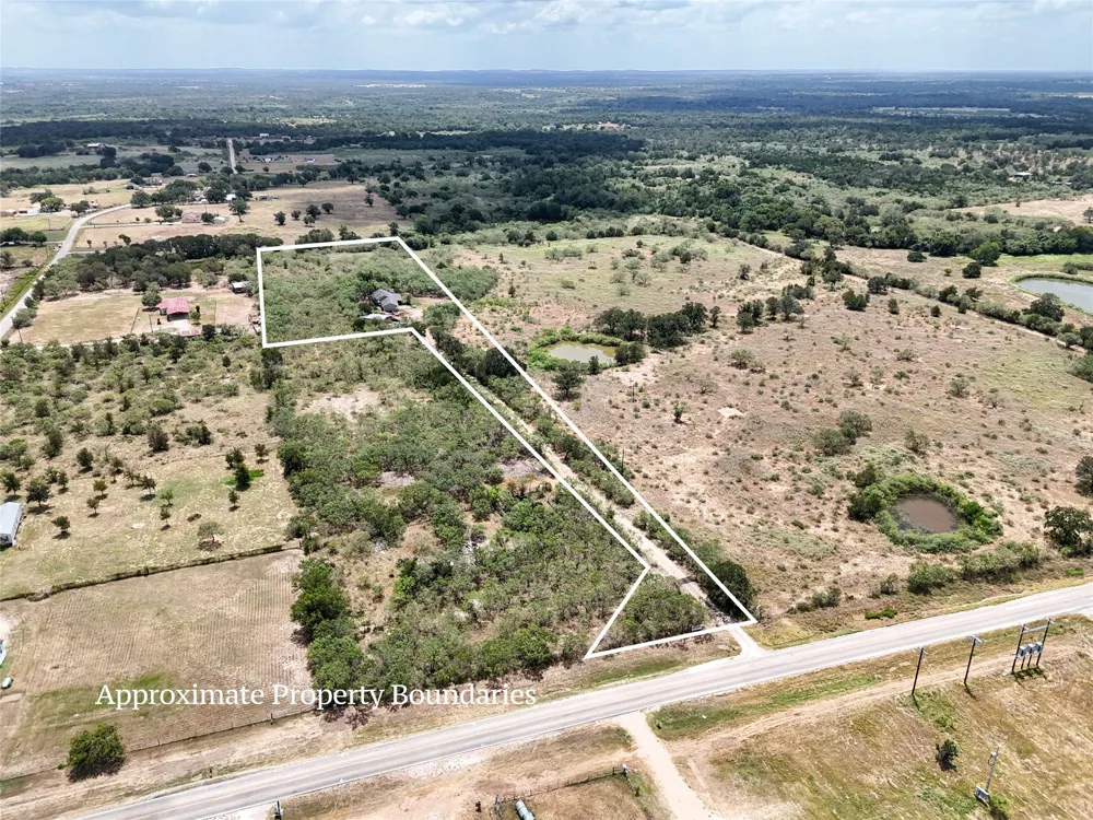 485 FM 672 Dale, TX 78616