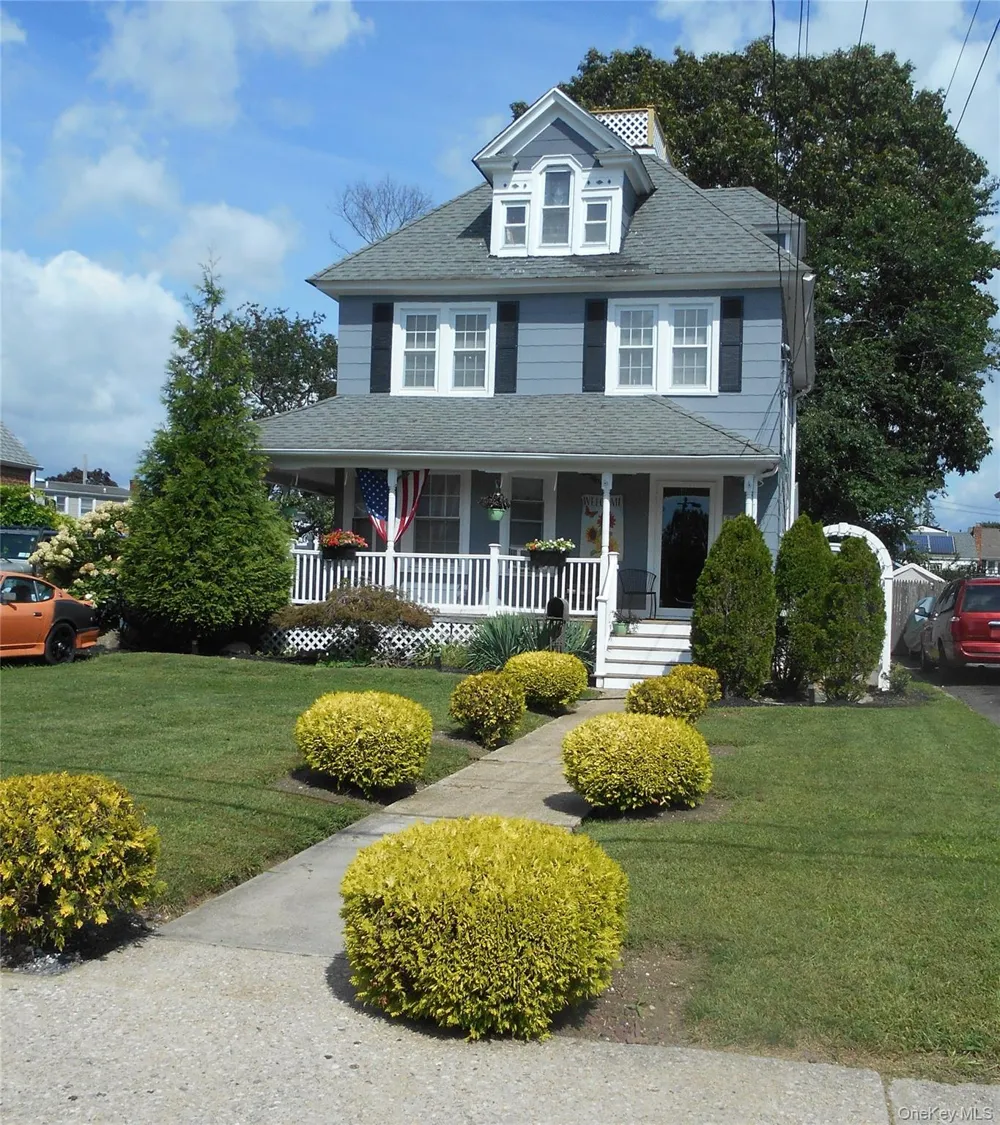 28 Centre Avenue East Rockaway, NY 11518