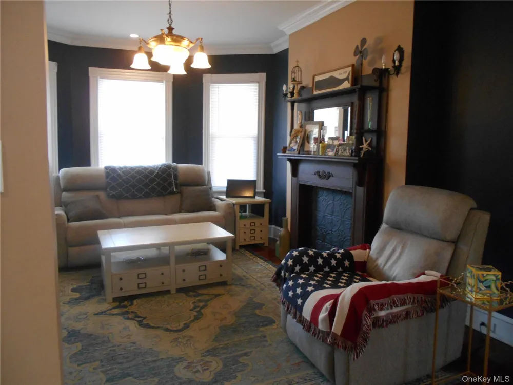 28 Centre Avenue East Rockaway, NY 11518