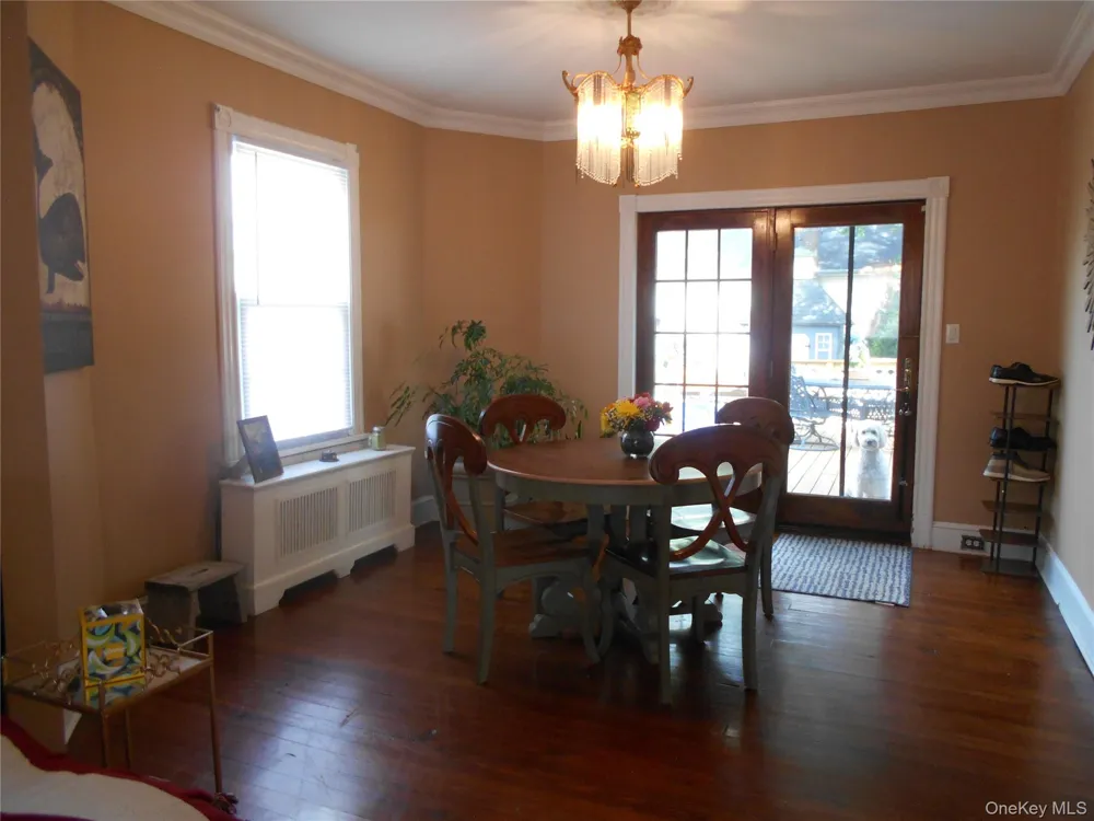28 Centre Avenue East Rockaway, NY 11518