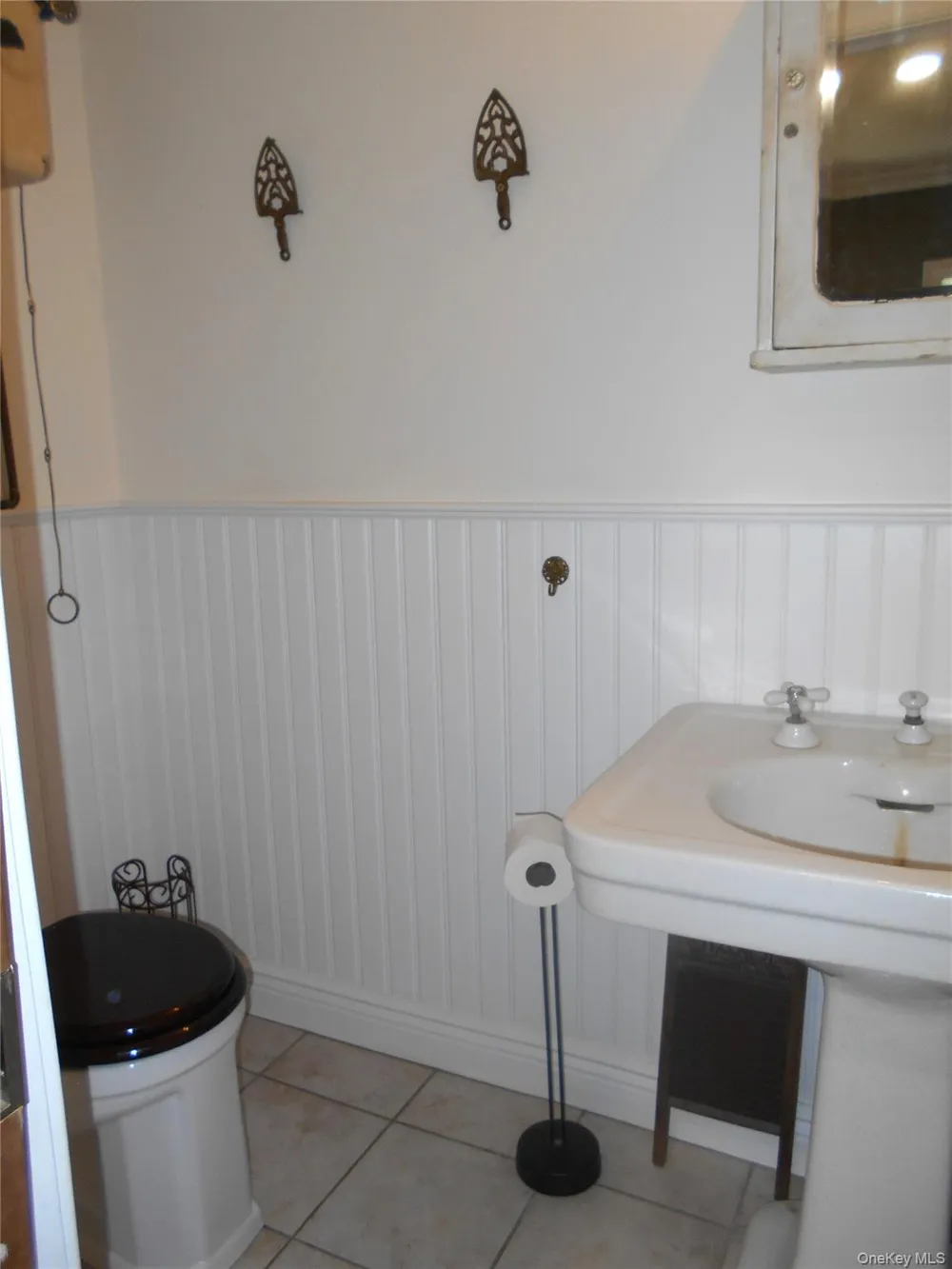 28 Centre Avenue East Rockaway, NY 11518