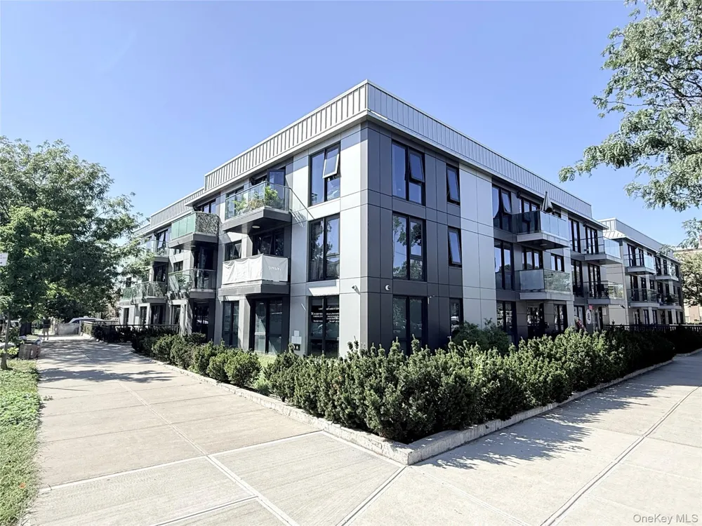 15353 77th Avenue #3C Flushing, NY 11367