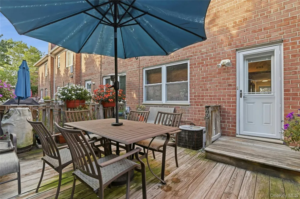 1810 Front Street #49 East Meadow, NY 11554