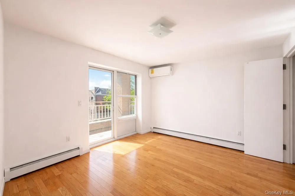 93-05 37th Avenue #2B Jackson Heights, NY 11372