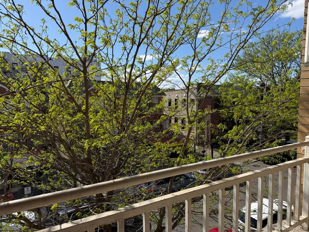 93-05 37th Avenue #2B Jackson Heights, NY 11372