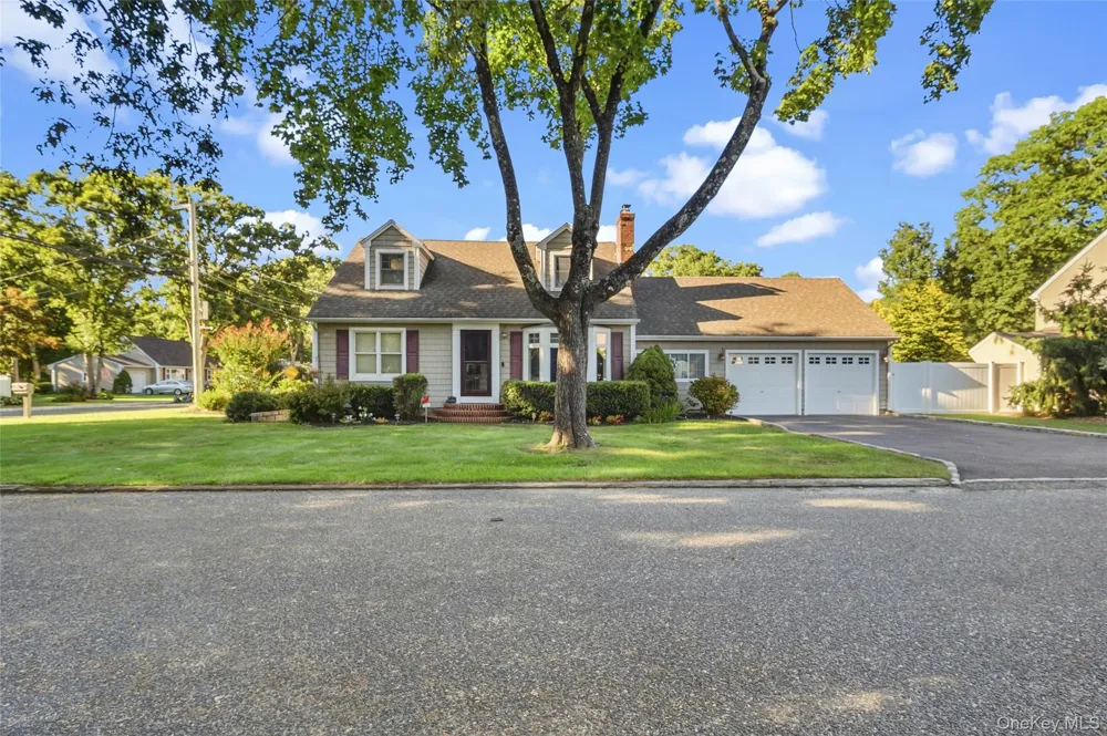 225 Harrison Avenue Miller Place, NY 11764