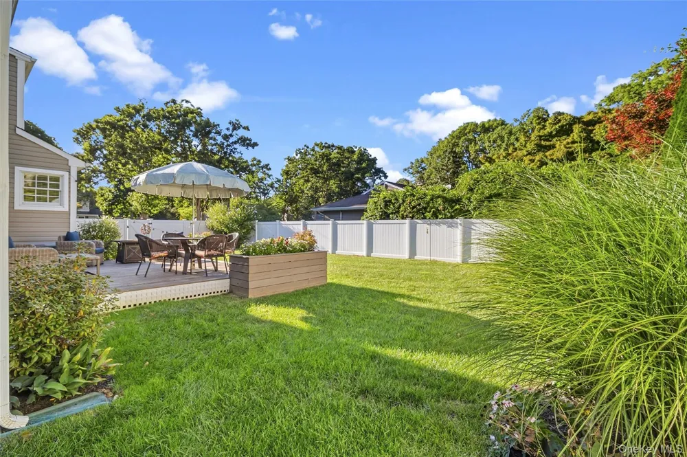225 Harrison Avenue Miller Place, NY 11764