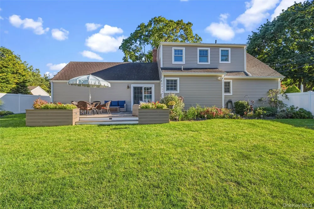 225 Harrison Avenue Miller Place, NY 11764