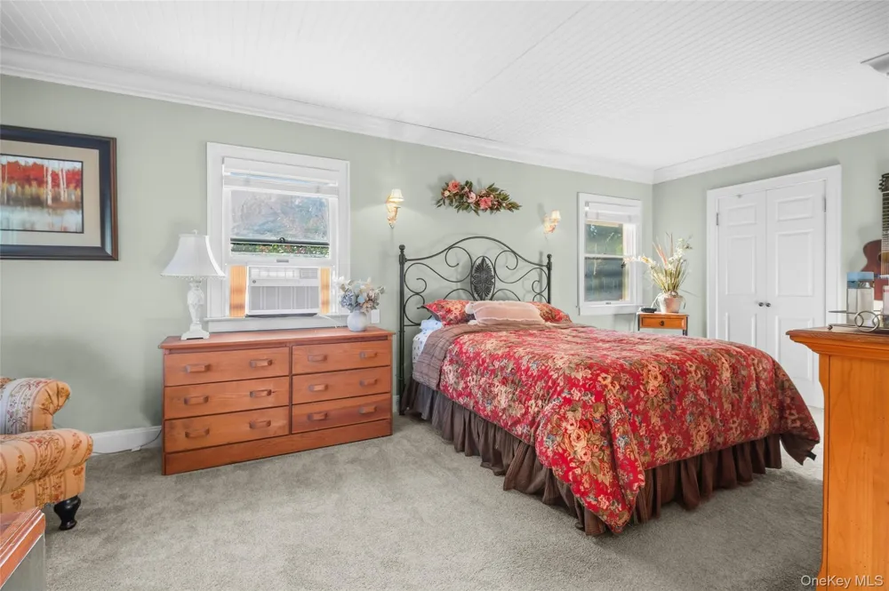 225 Harrison Avenue Miller Place, NY 11764