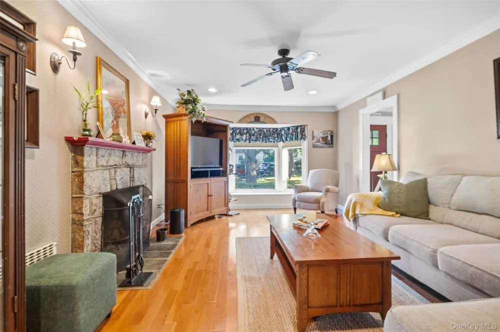 225 Harrison Avenue Miller Place, NY 11764