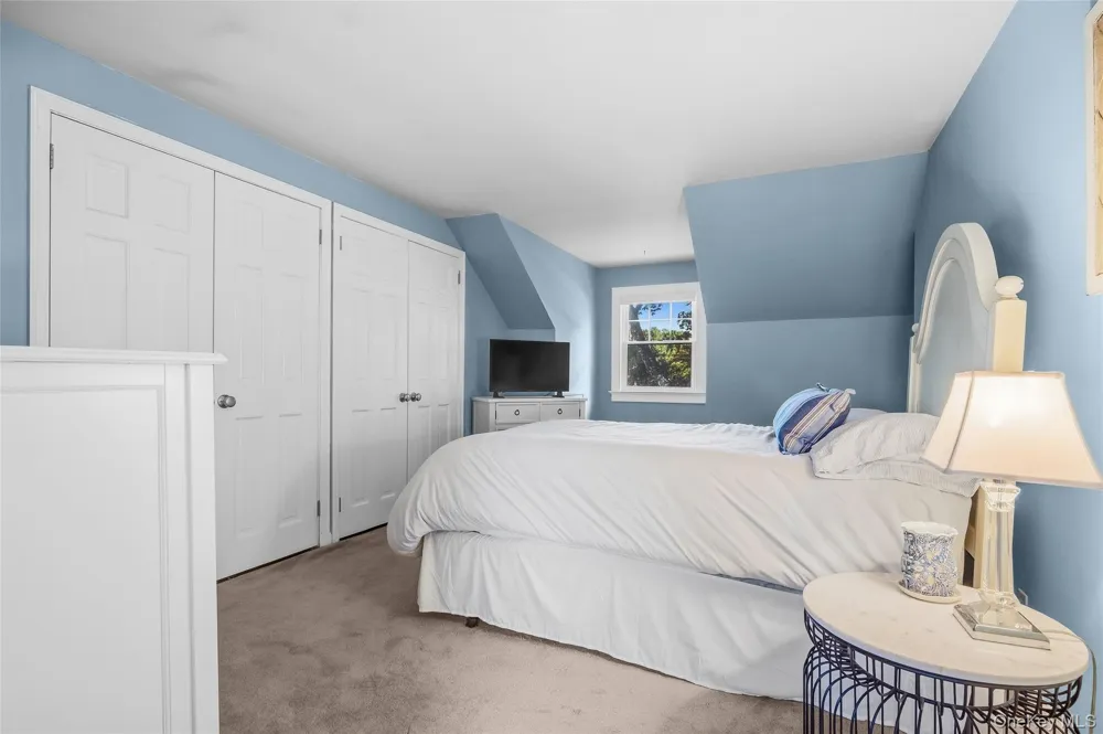225 Harrison Avenue Miller Place, NY 11764