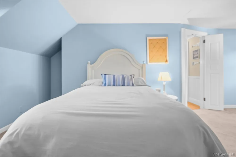225 Harrison Avenue Miller Place, NY 11764