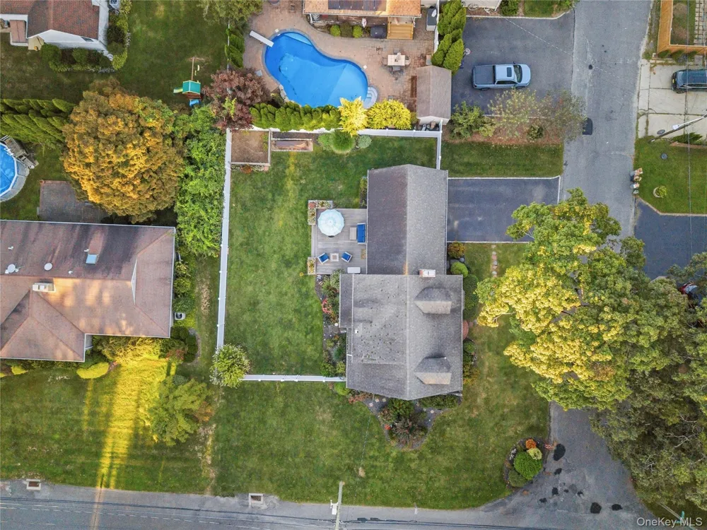 225 Harrison Avenue Miller Place, NY 11764