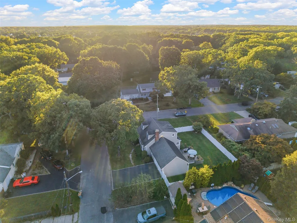 225 Harrison Avenue Miller Place, NY 11764