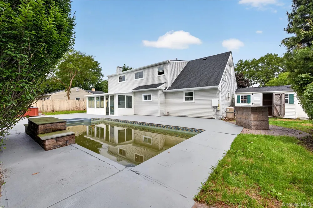42 Clymer Street Port Jefferson Station, NY 11776