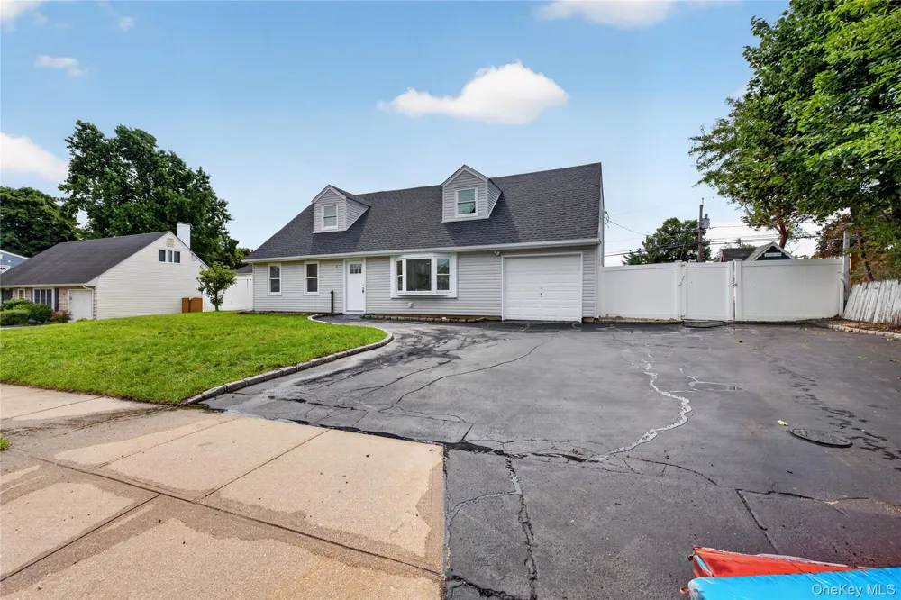42 Clymer Street Port Jefferson Station, NY 11776
